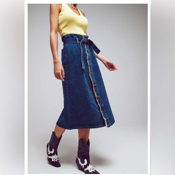 NWOT Q2 Premium Denim BELTED BUTTONED DENIM MAXI SKIRT in Small (4) - Picture 3 of 12